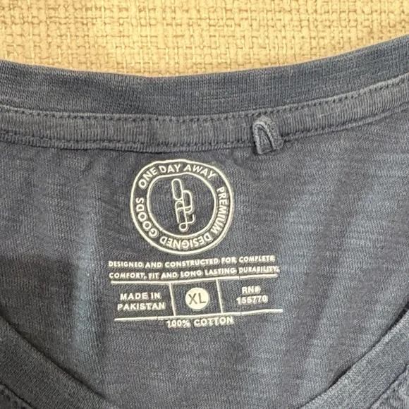 Navy Blue V-Neck Men's Short Sleeve Tee - Picture 2 of 3